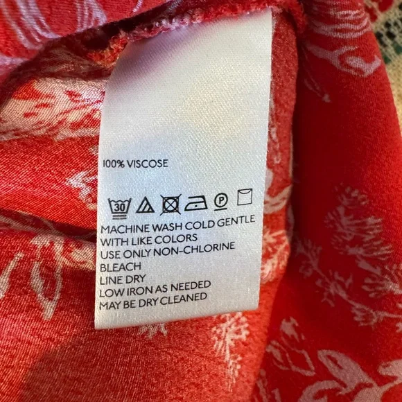 Free People Red and White Floral Jumpsuit with Plunging V-Neckline - Picture 10 of 10